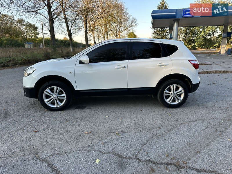 Внедорожник / Кроссовер Nissan Qashqai 2010 в Кицмани фото 19 Внедорожник / Кроссовер Nissan Qashqai 2010 в Кицмани