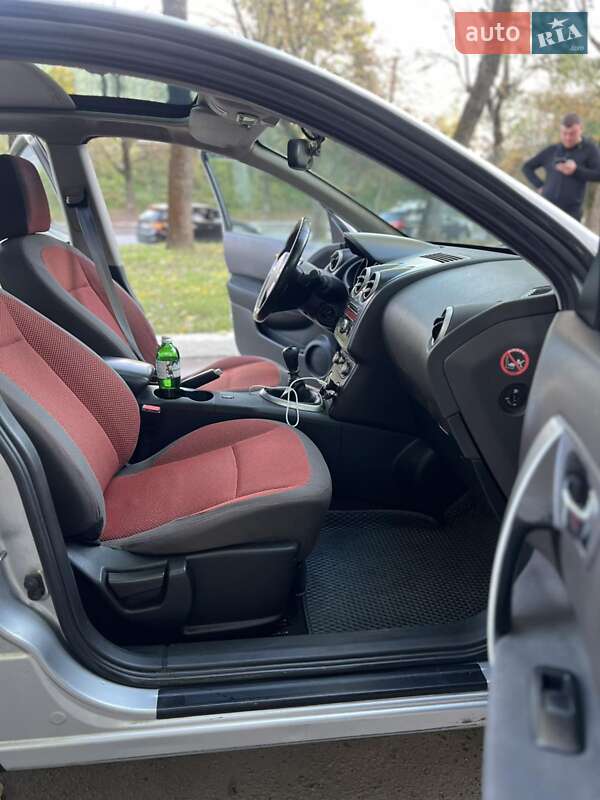 Внедорожник / Кроссовер Nissan Qashqai 2008 в Горохове