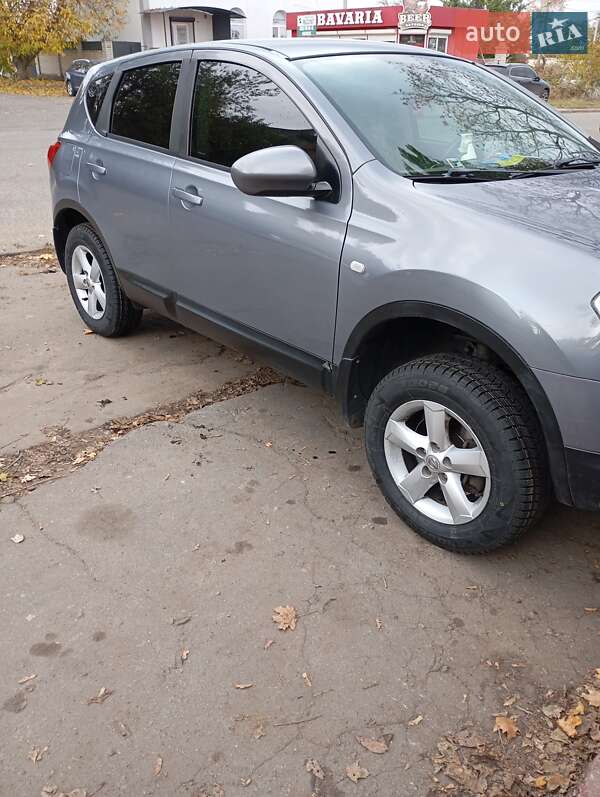 Внедорожник / Кроссовер Nissan Qashqai 2007 в Первомайске