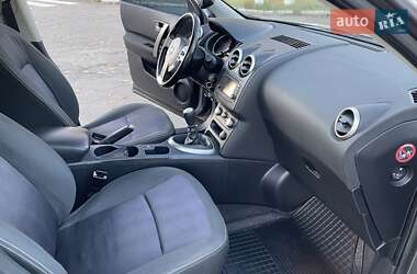 Внедорожник / Кроссовер Nissan Qashqai 2012 в 