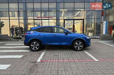 Позашляховик / Кросовер Nissan Qashqai 2023 в 
