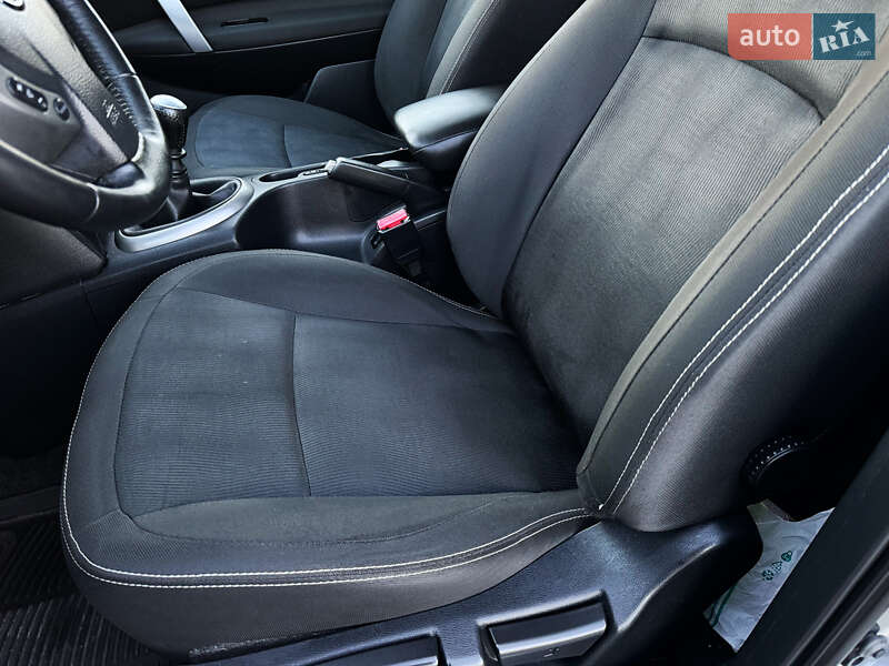 Позашляховик / Кросовер Nissan Qashqai 2012 в Стрию фото 98 Позашляховик / Кросовер Nissan Qashqai 2012 в Стрию