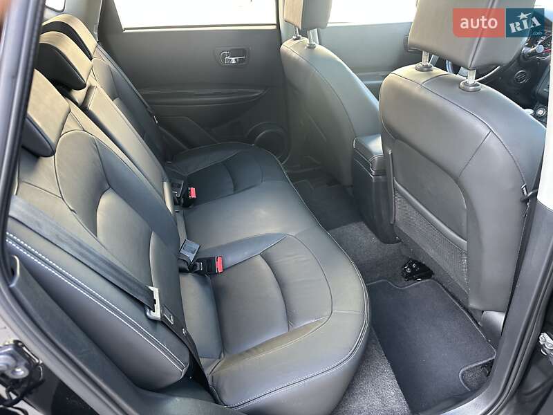 Внедорожник / Кроссовер Nissan Qashqai 2010 в Луцке