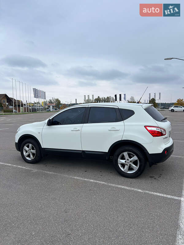 Позашляховик / Кросовер Nissan Qashqai 2012 в Києві фото 13 Позашляховик / Кросовер Nissan Qashqai 2012 в Києві