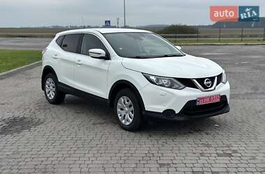 Позашляховик / Кросовер Nissan Qashqai 2015 в Радивиліві