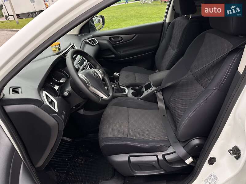 Внедорожник / Кроссовер Nissan Qashqai 2015 в Радивилове фото 27 Внедорожник / Кроссовер Nissan Qashqai 2015 в Радивилове