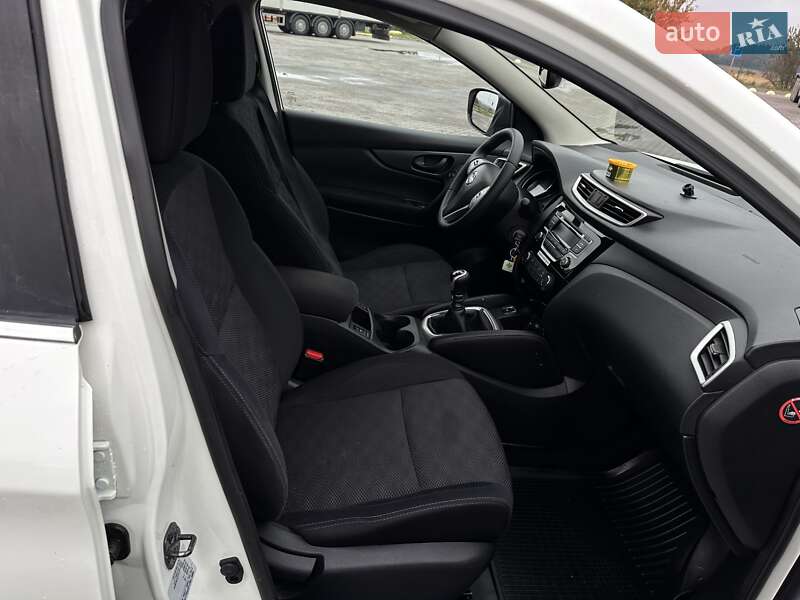 Внедорожник / Кроссовер Nissan Qashqai 2015 в Радивилове фото 31 Внедорожник / Кроссовер Nissan Qashqai 2015 в Радивилове