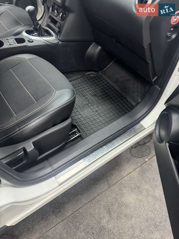 Внедорожник / Кроссовер Nissan Qashqai 2012 в Сумах