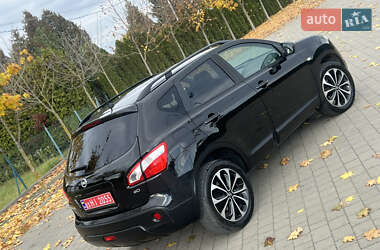 Внедорожник / Кроссовер Nissan Qashqai 2013 в 