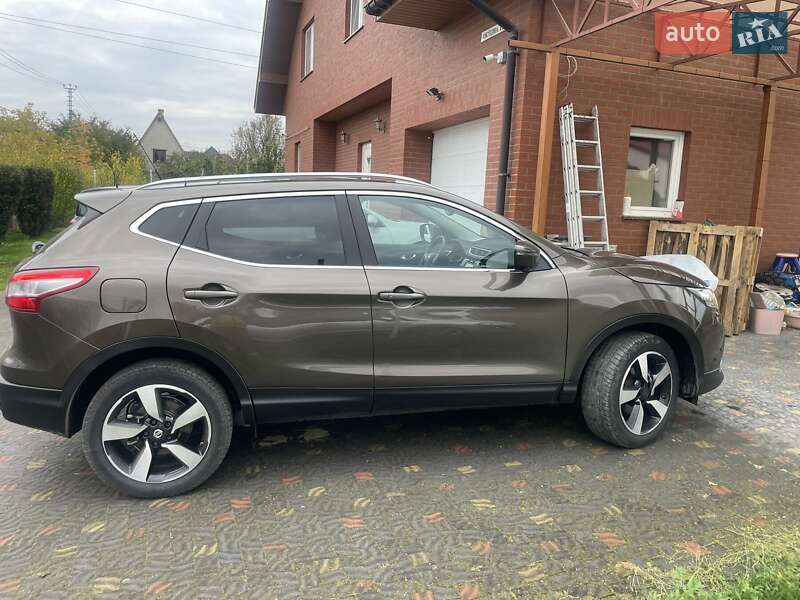 Позашляховик / Кросовер Nissan Qashqai 2015 в Луцьку фото 6 Позашляховик / Кросовер Nissan Qashqai 2015 в Луцьку