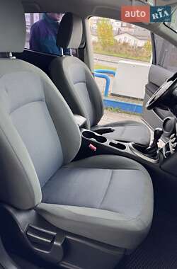 Внедорожник / Кроссовер Nissan Qashqai 2011 в 