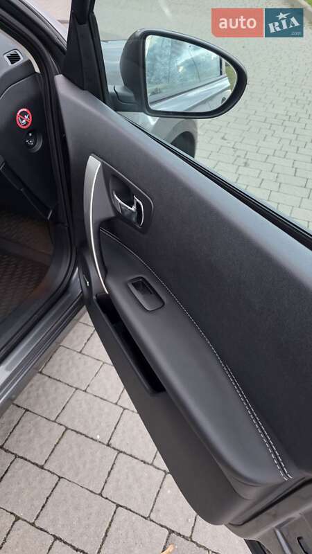 Внедорожник / Кроссовер Nissan Qashqai 2012 в Стрые фото 28 Внедорожник / Кроссовер Nissan Qashqai 2012 в Стрые