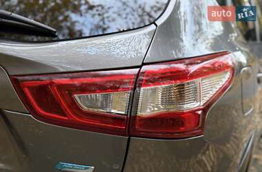 Внедорожник / Кроссовер Nissan Qashqai 2015 в 