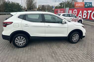Внедорожник / Кроссовер Nissan Qashqai 2019 в 