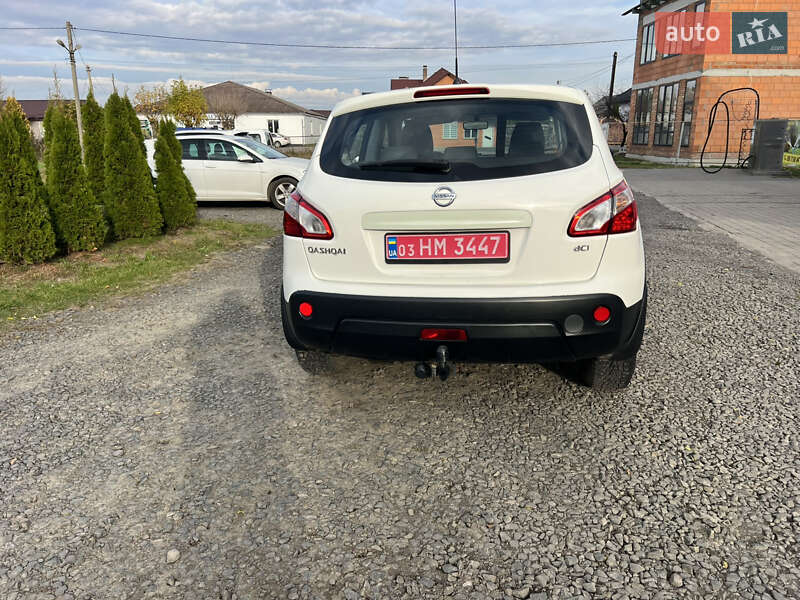 Позашляховик / Кросовер Nissan Qashqai 2012 в Камені-Каширському