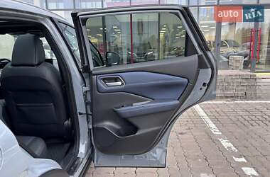 Позашляховик / Кросовер Nissan Qashqai 2023 в  фото 21 Позашляховик / Кросовер Nissan Qashqai 2023 в
