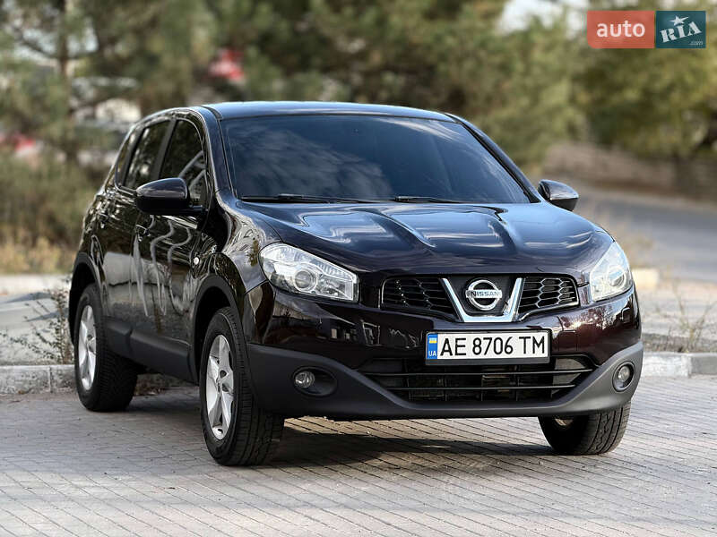 Позашляховик / Кросовер Nissan Qashqai 2012 в Дніпрі фото 3 Позашляховик / Кросовер Nissan Qashqai 2012 в Дніпрі