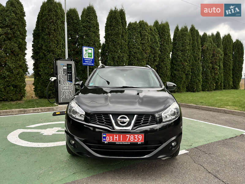 Внедорожник / Кроссовер Nissan Qashqai 2011 в Млинове