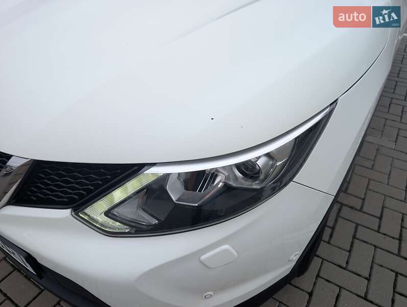 Внедорожник / Кроссовер Nissan Qashqai 2017 в Киеве