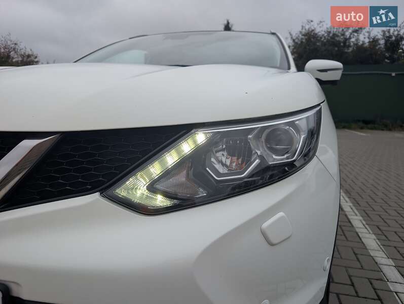 Внедорожник / Кроссовер Nissan Qashqai 2017 в Киеве