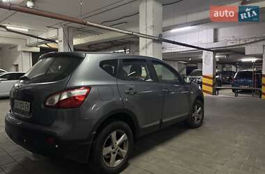 Позашляховик / Кросовер Nissan Qashqai 2010 в Одесі
