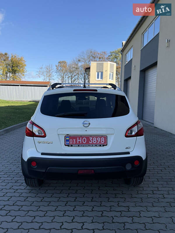 Внедорожник / Кроссовер Nissan Qashqai 2010 в Радехове