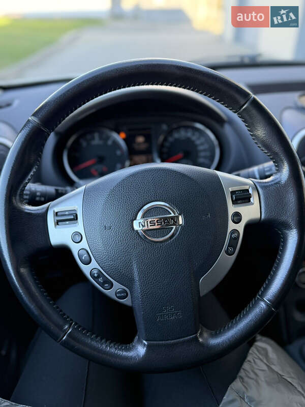 Внедорожник / Кроссовер Nissan Qashqai 2010 в Радехове