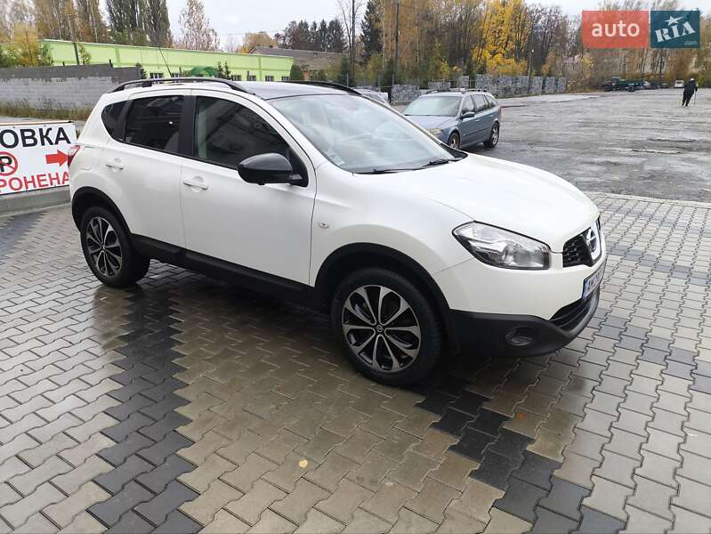 Внедорожник / Кроссовер Nissan Qashqai 2012 в Звягеле фото 16 Внедорожник / Кроссовер Nissan Qashqai 2012 в Звягеле