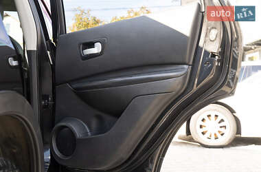 Позашляховик / Кросовер Nissan Qashqai 2008 в  фото 29 Позашляховик / Кросовер Nissan Qashqai 2008 в