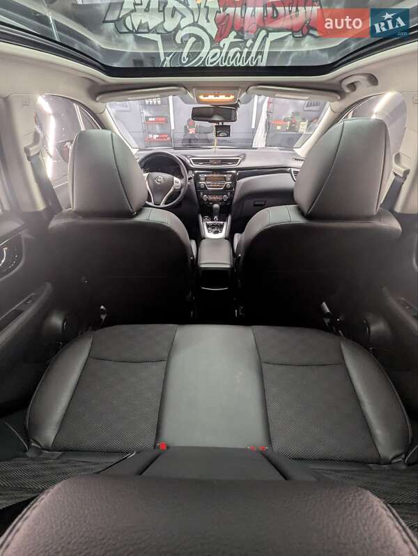 Позашляховик / Кросовер Nissan Qashqai 2015 в Тернополі фото 30 Позашляховик / Кросовер Nissan Qashqai 2015 в Тернополі