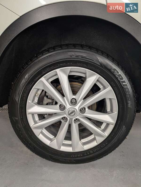 Позашляховик / Кросовер Nissan Qashqai 2015 в Тернополі фото 36 Позашляховик / Кросовер Nissan Qashqai 2015 в Тернополі