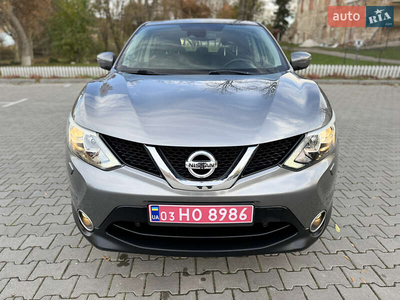 Внедорожник / Кроссовер Nissan Qashqai 2015 в Бережанах