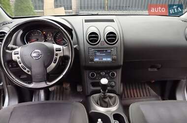 Внедорожник / Кроссовер Nissan Qashqai 2012 в 