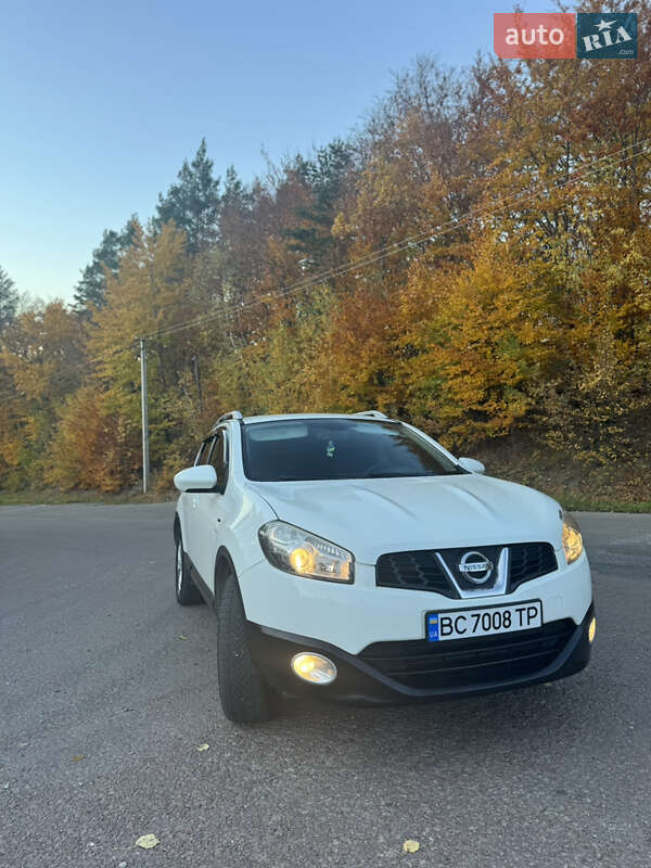 Позашляховик / Кросовер Nissan Qashqai 2011 в Долині