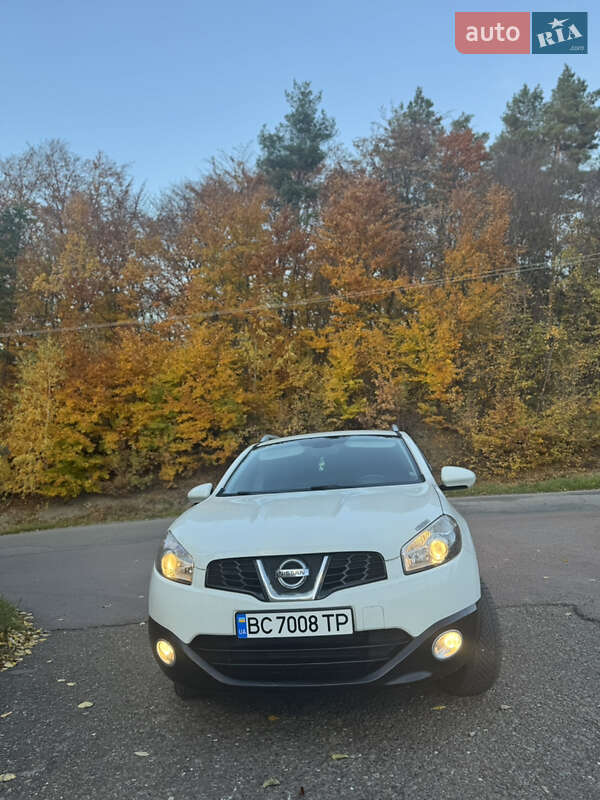 Позашляховик / Кросовер Nissan Qashqai 2011 в Долині