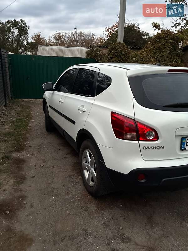 Внедорожник / Кроссовер Nissan Qashqai 2009 в Полтаве