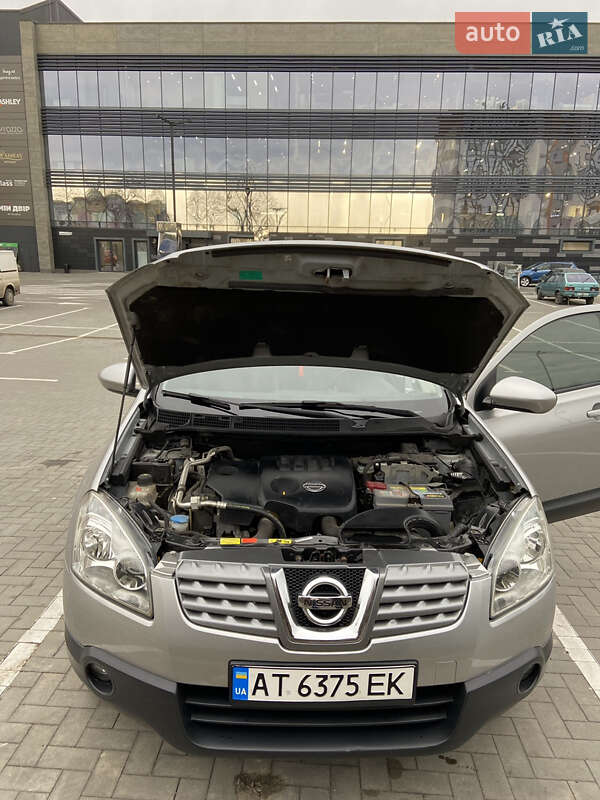 Позашляховик / Кросовер Nissan Qashqai 2009 в Івано-Франківську