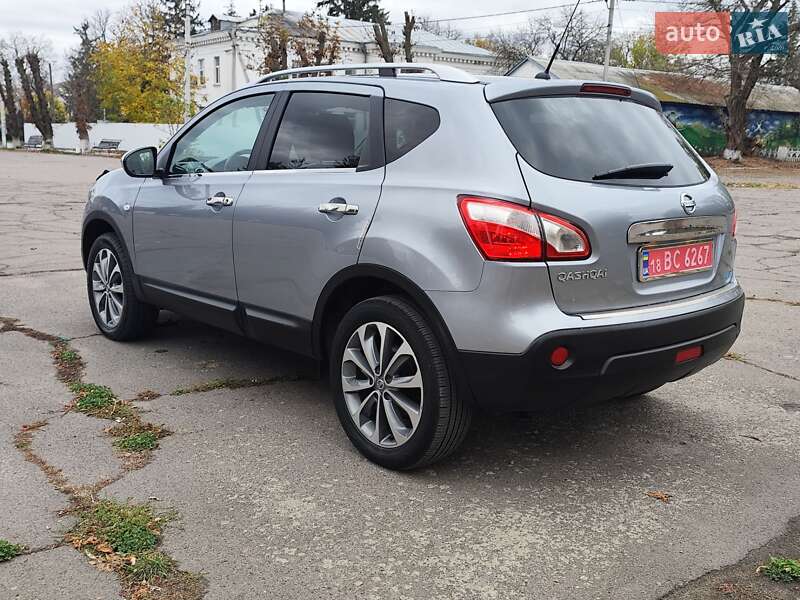 Внедорожник / Кроссовер Nissan Qashqai 2011 в Новоархангельске