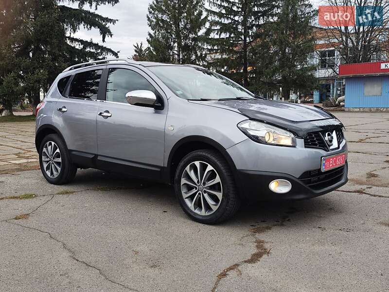 Внедорожник / Кроссовер Nissan Qashqai 2011 в Новоархангельске