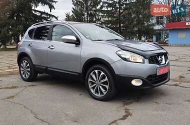 Внедорожник / Кроссовер Nissan Qashqai 2011 в 