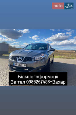Внедорожник / Кроссовер Nissan Qashqai 2012 в Отынии