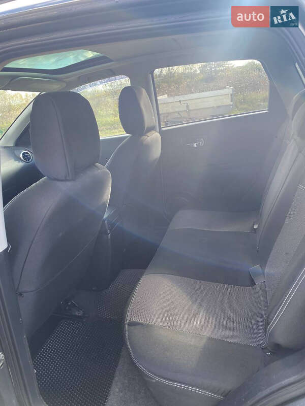 Внедорожник / Кроссовер Nissan Qashqai 2012 в Отынии фото 11 Внедорожник / Кроссовер Nissan Qashqai 2012 в Отынии