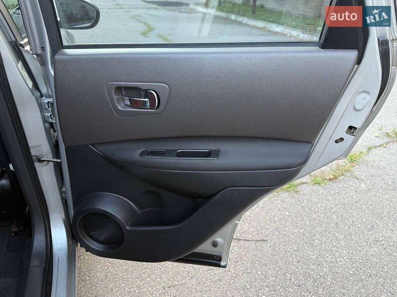 Позашляховик / Кросовер Nissan Qashqai 2008 в Харкові