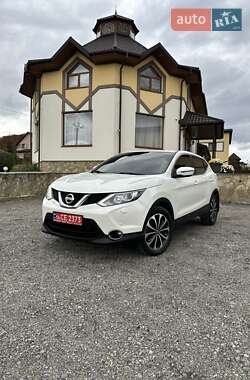 Позашляховик / Кросовер Nissan Qashqai 2016 в Бережанах