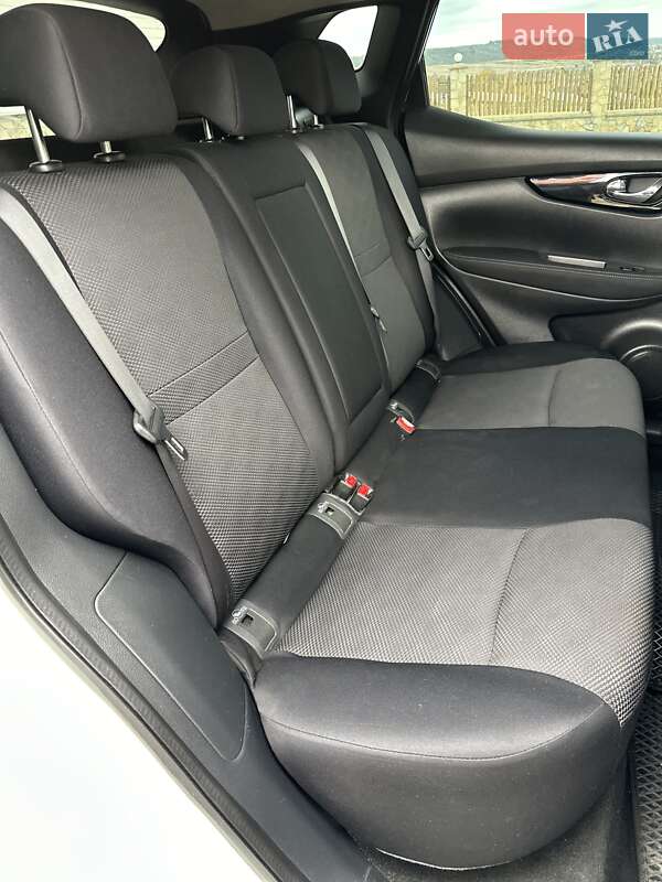 Позашляховик / Кросовер Nissan Qashqai 2016 в Бережанах фото 23 Позашляховик / Кросовер Nissan Qashqai 2016 в Бережанах