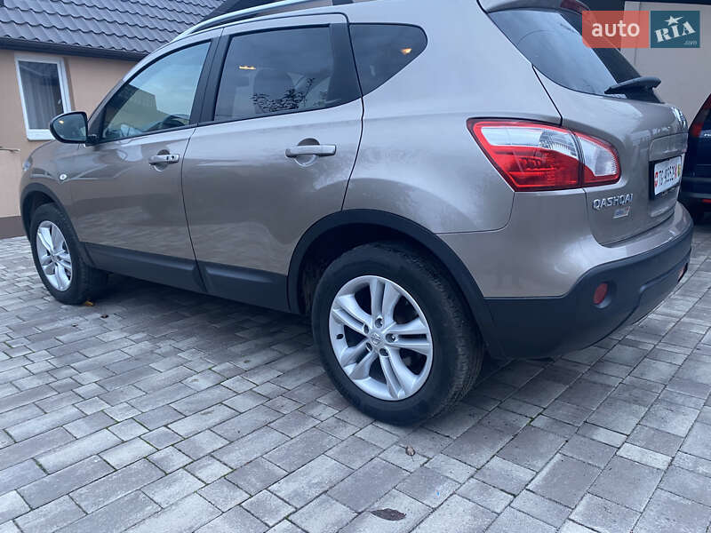 Внедорожник / Кроссовер Nissan Qashqai 2011 в Виннице