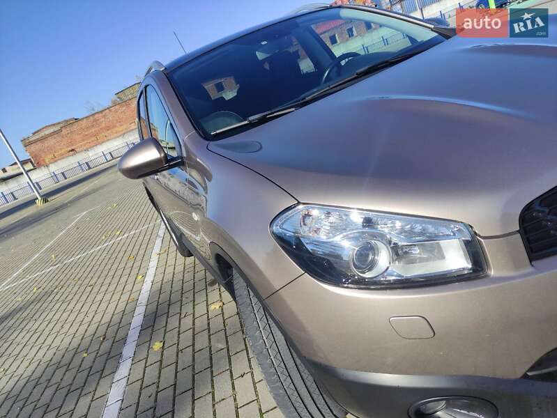 Внедорожник / Кроссовер Nissan Qashqai 2012 в Тернополе фото 9 Внедорожник / Кроссовер Nissan Qashqai 2012 в Тернополе