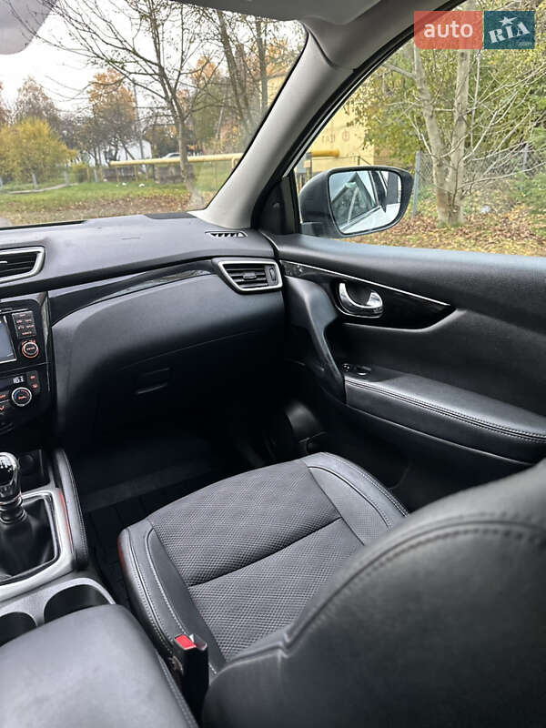 Внедорожник / Кроссовер Nissan Qashqai 2014 в Радивилове