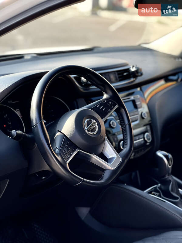 Позашляховик / Кросовер Nissan Qashqai 2018 в Львові фото 16 Позашляховик / Кросовер Nissan Qashqai 2018 в Львові