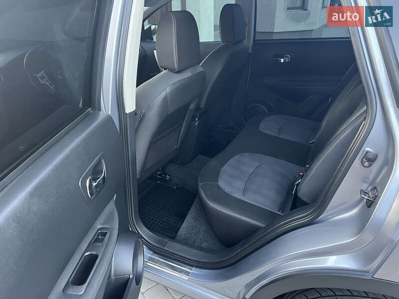 Внедорожник / Кроссовер Nissan Qashqai 2010 в Мукачево